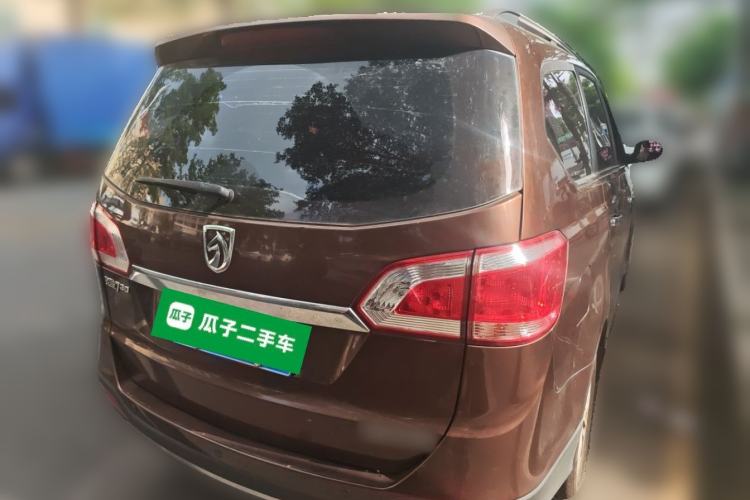 Used Baojun 730 2014 1.5L manual Comfort version 7 seats Rear Right 45 Deg