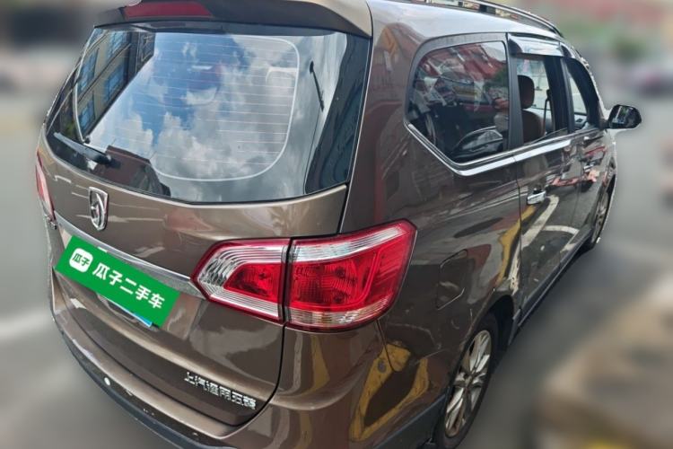 Used Baojun 730 2014 1.5L manual Comfort version 7 seats Rear Right 45 Deg