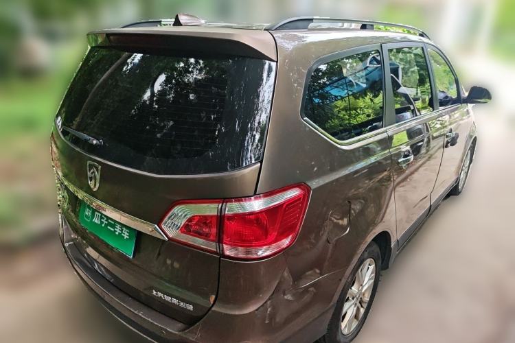 Used Baojun 730 2014 1.5L manual Comfort version 7 seats Rear Right 45 Deg