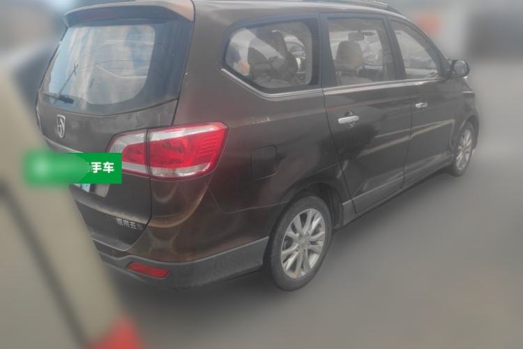 Used Baojun 730 2014 1.5L Manual Luxury Navigation ESP Version 7 Seats Rear Right 45 Deg