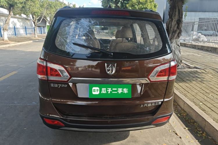 Used Baojun 730 2014 1.5L Manual Luxury Navigation ESP Version 7 Seats Rear