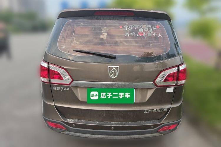 Used Baojun 730 2014 1.5L manual Comfort version 7 seats Rear