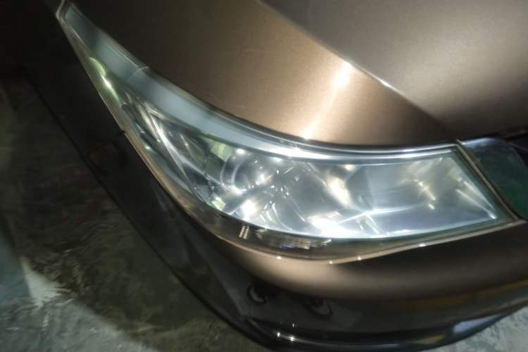 Used Baojun 730 2014 1.5L manual Comfort version 7 seats Right Front Headlight