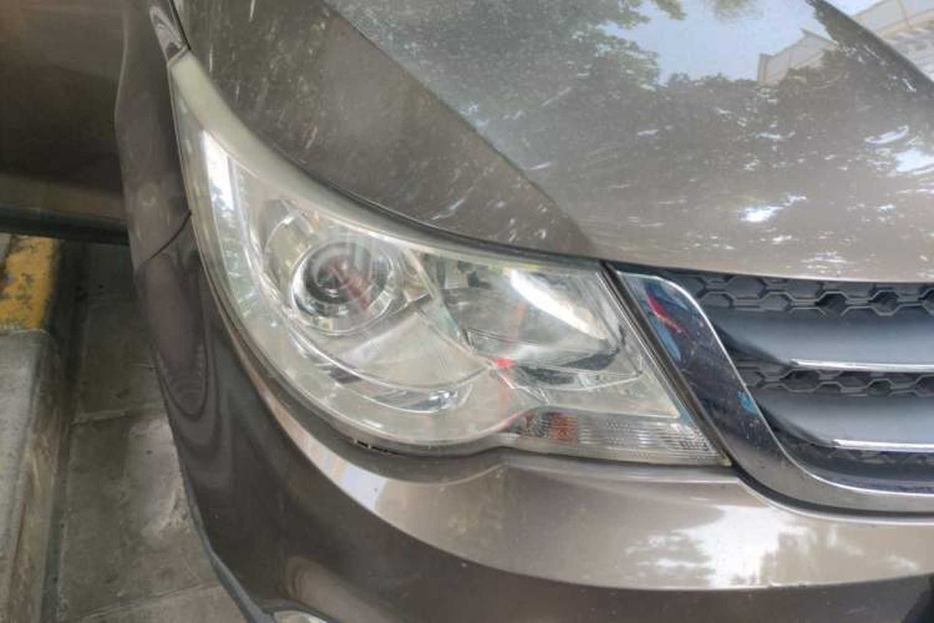 Used Baojun 730 2014 1.5L manual Comfort ESP version 7 seats Right Front Headlight
