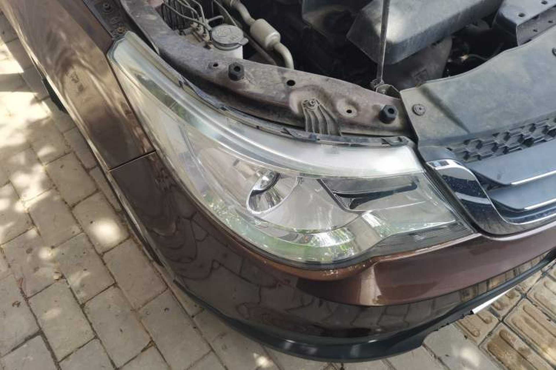 Used Baojun 730 2014 1.5L manual standard trim 7 seats Right Front Headlight