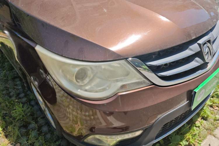 Used Baojun 730 2014 1.5L manual Comfort version 7 seats Right Front Headlight