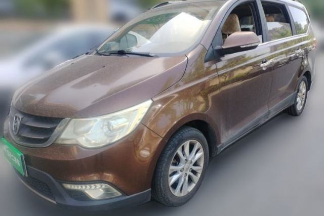 Used Baojun 730 2014 1.5L manual Comfort ESP version 7 seats