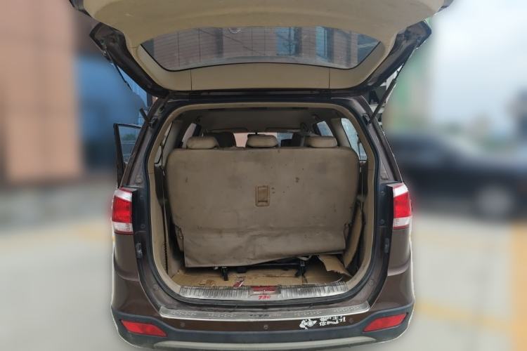 Used Baojun 730 2014 1.5L manual Comfort ESP version 7 seats Trunk