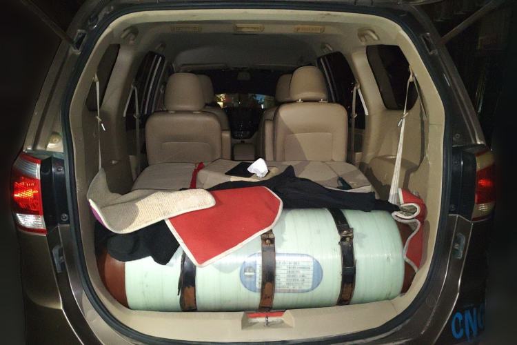 Used Baojun 730 2014 1.5L manual Comfort version 7 seats Trunk