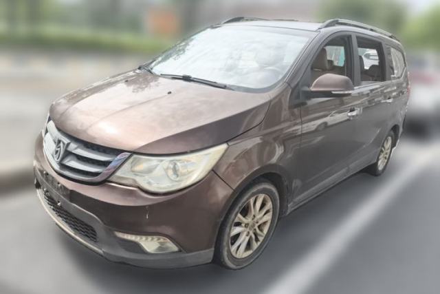 Used Baojun 730 2014 1.5L manual Comfort ESP version 7 seats