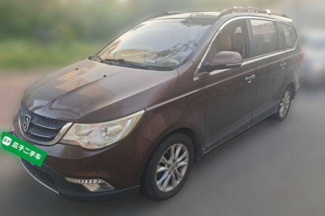 Used Baojun 730 2014 1.5L manual luxury trim 7 seats