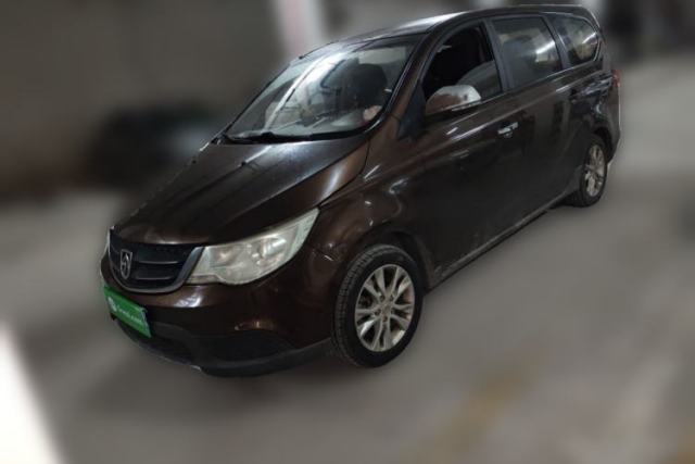 Used Baojun 730 2014 1.5L manual standard trim 7 seats