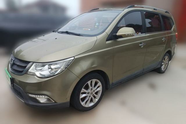Used Baojun 730 2014 1.5L manual luxury trim 7 seats