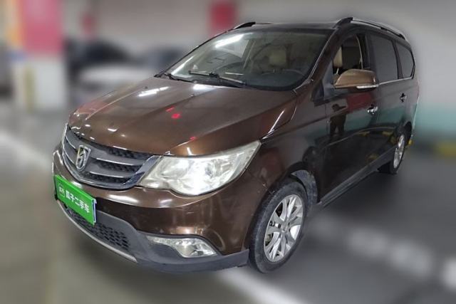 Used Baojun 730 2014 1.5L manual luxury trim 7 seats