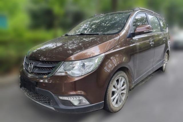 Used Baojun 730 2014 1.5L manual Comfort ESP version 7 seats