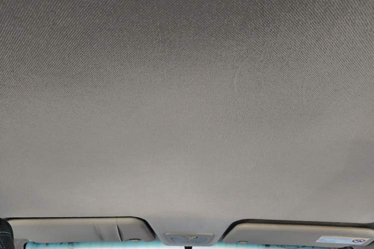 Used Baojun 730 2014 1.8L manual Comfort trim 7-seater Headliner