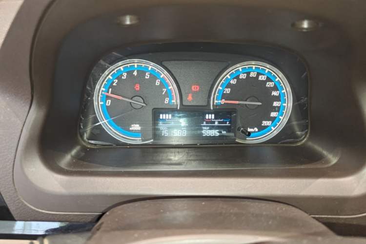 Used Baojun 730 2014 1.5L manual Comfort version 7 seats Instrument Cluster