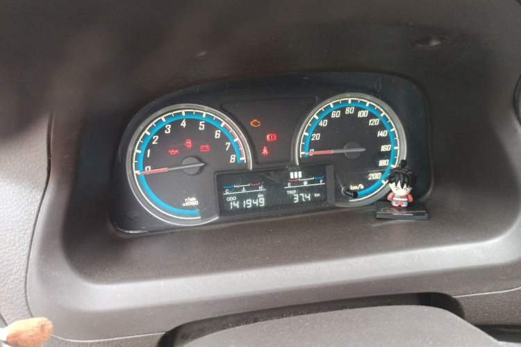 Used Baojun 730 2014 1.5L manual luxury trim 7 seats Instrument Cluster
