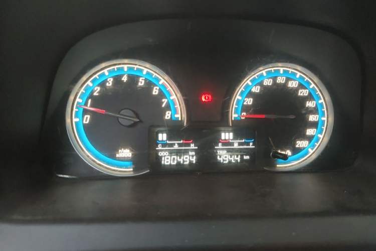 Used Baojun 730 2014 1.5L manual standard trim 7 seats Instrument Cluster