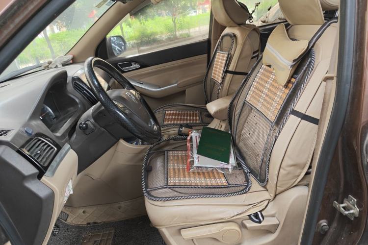 Used Baojun 730 2014 1.5L manual standard version 5 seats Left Front Seat