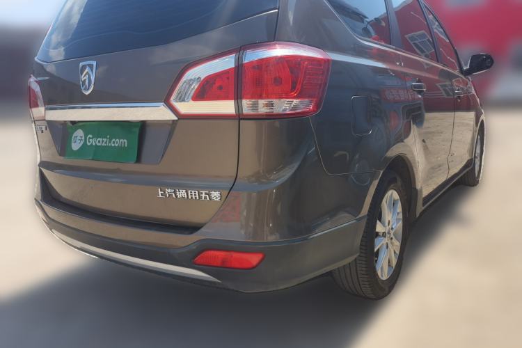 Used Baojun 730 2014 1.5L manual standard trim 7 seats Rear Right 45 Deg