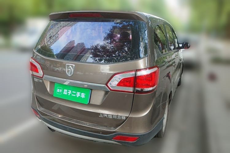 Used Baojun 730 2014 1.5L manual standard trim 7 seats Rear Right 45 Deg