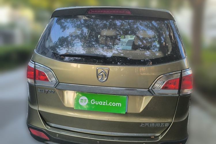 Used Baojun 730 2014 1.5L Manual Luxury Navigation ESP Version 7 Seats Rear