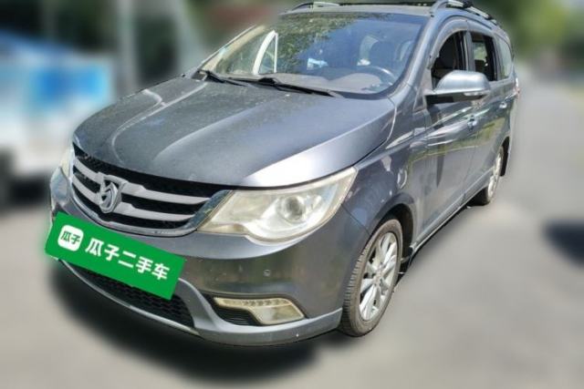 Used Baojun 730 2014 1.5L manual Comfort version 7 seats