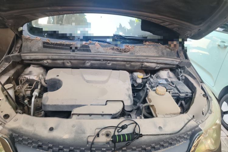 Used Baojun 730 2014 1.5L manual Comfort ESP version 7 seats Engine Bay