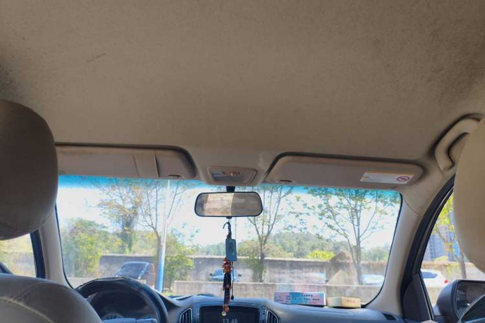 Used Baojun 730 2014 1.5L manual Comfort version 7 seats Headliner