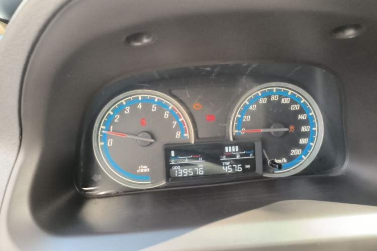 Used Baojun 730 2014 1.5L Manual Luxury Navigation ESP Version 7 Seats Instrument Cluster