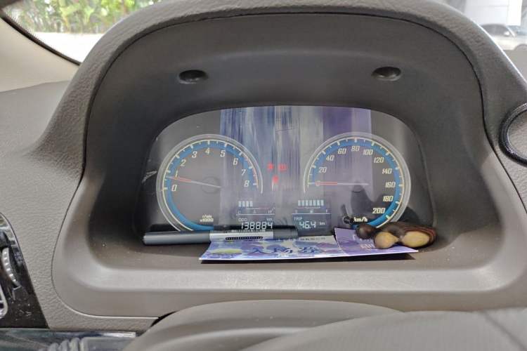 Used Baojun 730 2014 1.5L manual Comfort version 7 seats Instrument Cluster
