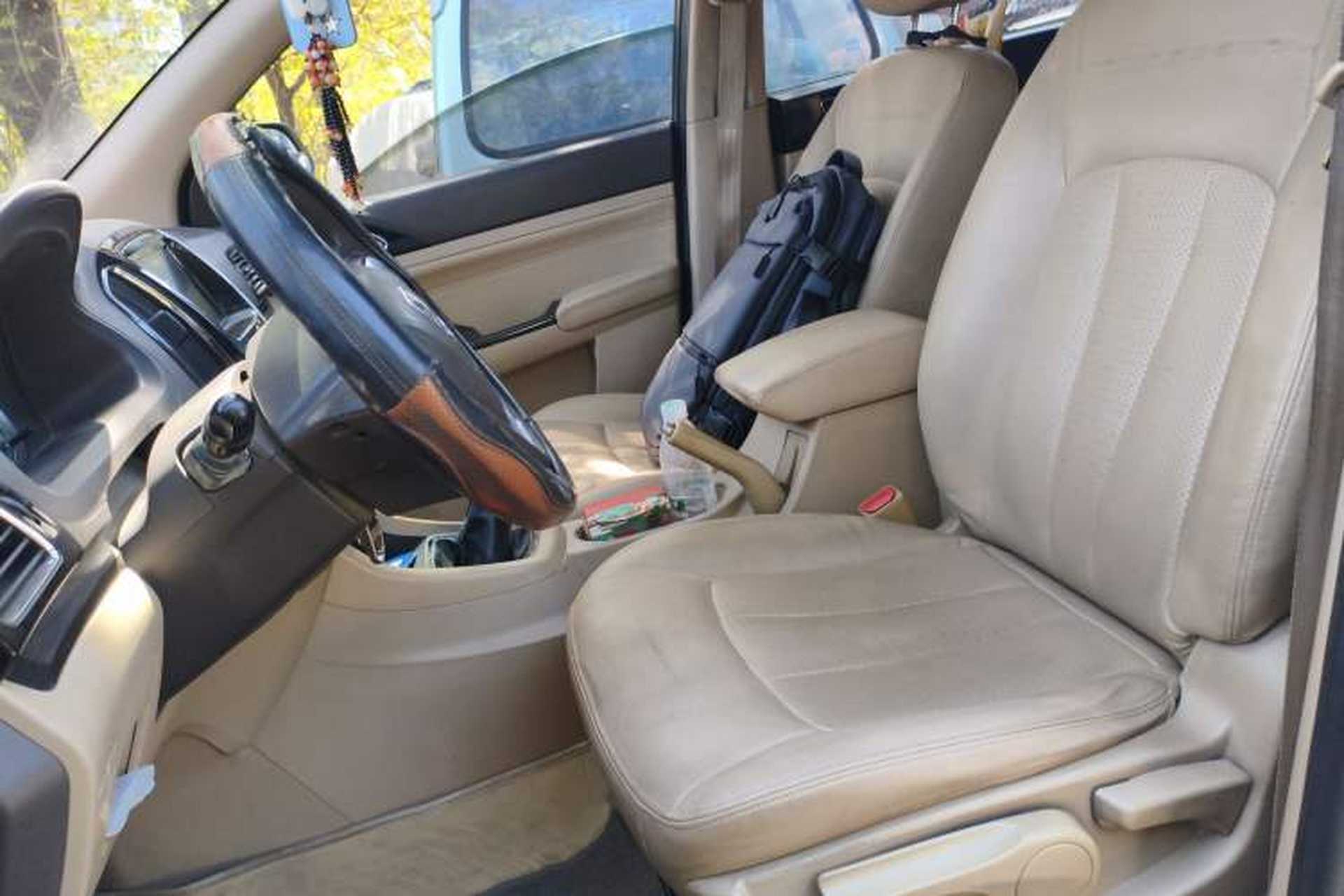 Used Baojun 730 2014 1.5L manual Comfort version 7 seats Left Front Seat