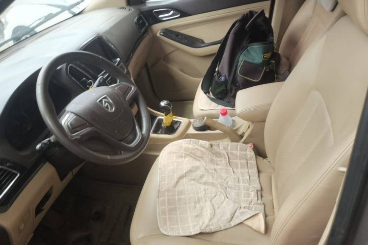 Used Baojun 730 2014 1.5L manual Comfort version 7 seats Left Front Seat