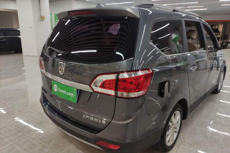 Used Baojun 730 2014 1.5L Manual Luxury Navigation ESP Version 7 Seats Rear Right 45 Deg
