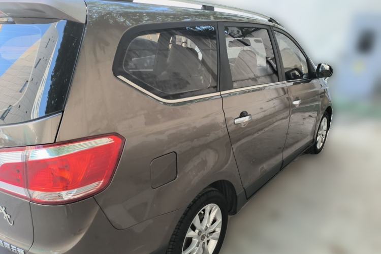 Used Baojun 730 2014 1.5L Manual Luxury Navigation ESP Version 7 Seats Rear Right 45 Deg