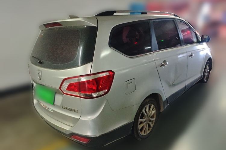 Used Baojun 730 2014 1.5L Manual Luxury Navigation ESP Version 7 Seats Rear Right 45 Deg