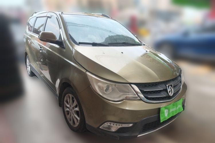 Used Baojun 730 2014 1.5L Manual Luxury Navigation ESP Version 7 Seats Front Right 45 Deg