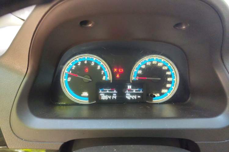 Used Baojun 730 2014 1.5L manual Comfort version 7 seats Instrument Cluster