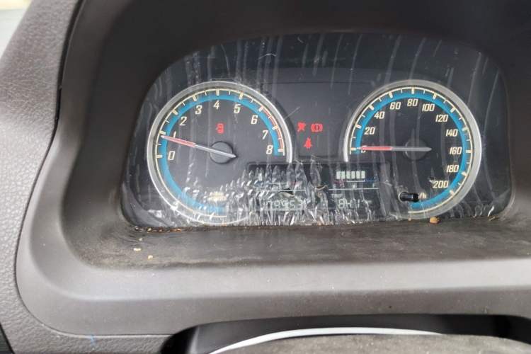 Used Baojun 730 2014 1.5L manual Comfort version 7 seats Instrument Cluster