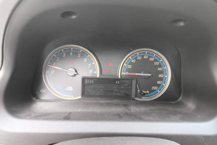 Used Baojun 730 2014 1.5L manual Comfort ESP version 7 seats Instrument Cluster