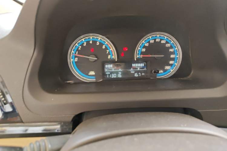 Used Baojun 730 2014 1.5L manual Comfort version 7 seats Instrument Cluster