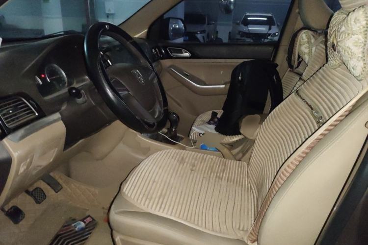 Used Baojun 730 2014 1.5L manual standard trim 7 seats Left Front Seat
