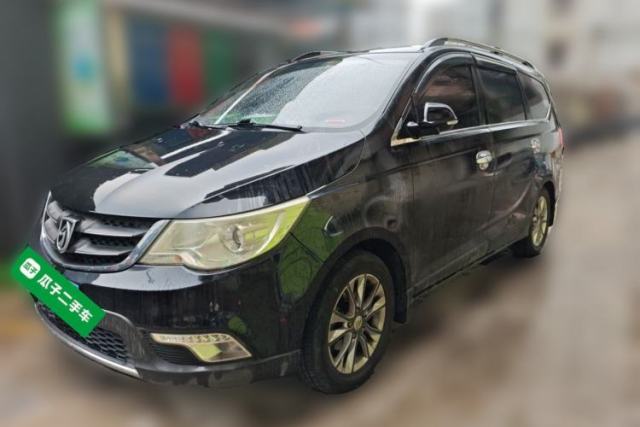 Used Baojun 730 2014 1.5L manual Comfort version 7 seats