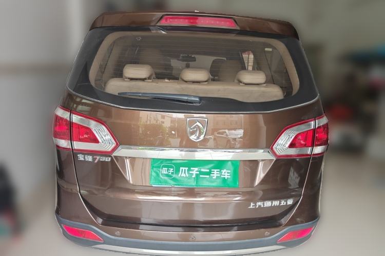 Used Baojun 730 2014 1.5L manual luxury trim 7 seats Rear