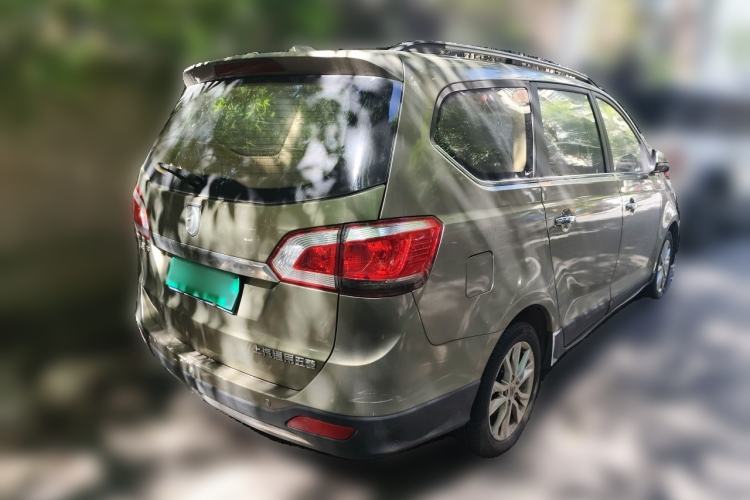 Used Baojun 730 2014 1.5L manual Comfort version 7 seats Rear Right 45 Deg