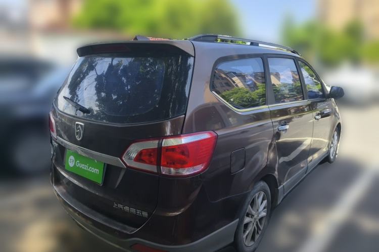 Used Baojun 730 2014 1.5L Manual Luxury Navigation ESP Version 7 Seats Rear Right 45 Deg