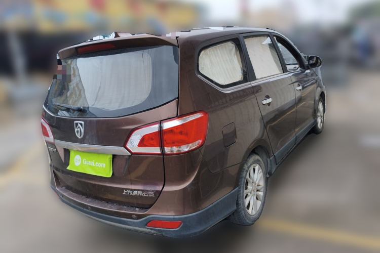 Used Baojun 730 2014 1.5L manual Comfort version 7 seats Rear Right 45 Deg