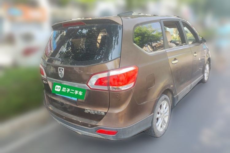 Used Baojun 730 2014 1.5L manual Comfort version 7 seats Rear Right 45 Deg