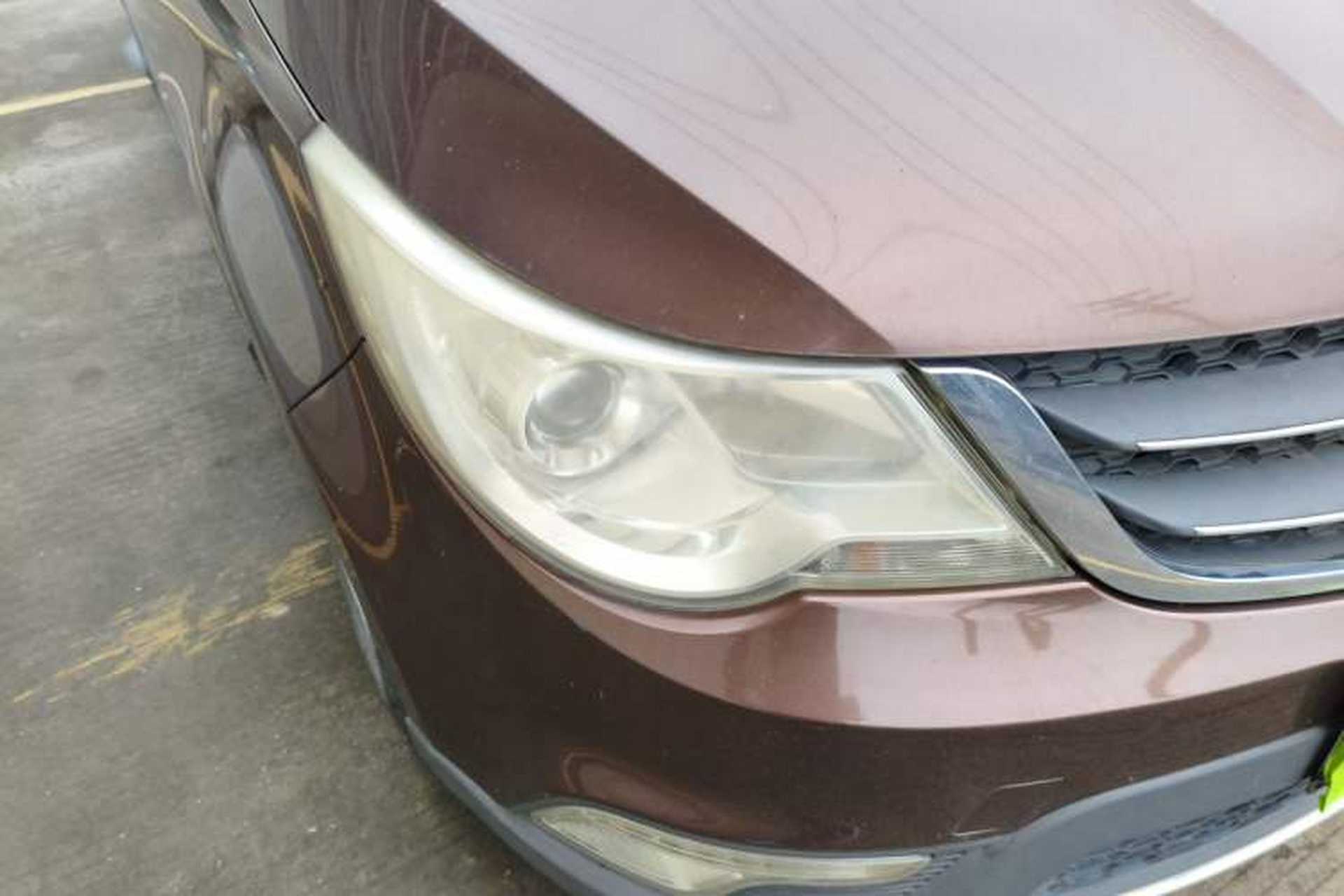 Used Baojun 730 2014 1.5L manual Comfort version 7 seats Right Front Headlight